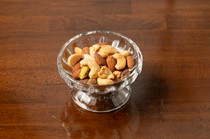 Gyuniku Senmonten KAZU ~Beef Dinning~_Mixed nuts