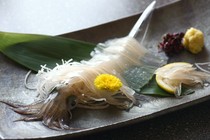 活魚料理　烏賊清　總店_「活魷魚」甜度恰到好處，口感酥脆。