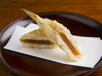 Shunsaiten Tsuchiya_Tempura of dried mullet roe