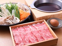 Shabu-Shabu Kou Higashimachi main branch_[Suki-Shabu (Sukiyaki and Shabu-shabu) of Okinawan Japanese Beef] You can enjoy the original taste of Japanese beef, as the meat is simply boiled quickly.