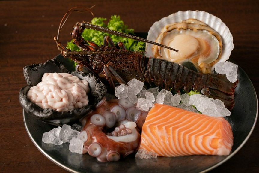 Teppan Dining SEEKS Reservation in Higashi-Shinsaibashi