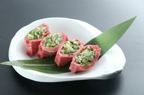 Kobe Aburi Bokujo Umeda Main Branch_Special thick-sliced tongue wrapped in leeks and grilled