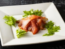  Tuna and prosciutto carpaccio 
