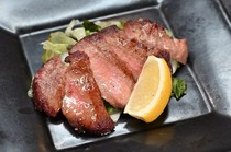 Beef tongue 