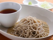 Azabu Tansumachi Tenryoan_Soba noodles with sauce