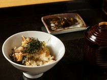 Ippin Oryori Ootaki_A fun way to finish off a kaiseki course! "Seasonal earthenware pot rice"