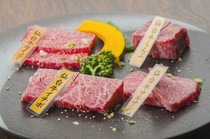  精選美味部位的精華組合『特選和牛拼盤』（每款各2片） 