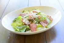 Pizzeria Bar ARICCIA_Caesar salad (INSALATA CESARE)