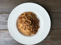 Pizzeria Bar ARICCIA_SPAGHETTI BOLOGNESE (Spaghetti with Italian meat sauce)