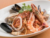 Pizzeria Bar ARICCIA_Seafood pasta, a teppanyaki menu using seafood