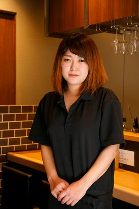 스미야키토리토 하카타모쓰나베 나가레 니시키본점_데라구치 마오