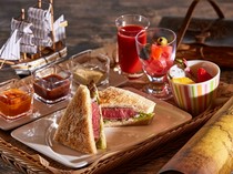 A la carte dinner | We offer a dinner menu that will add a touch of elegance to your stay. 