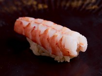 Jukusei-zushi Koshiro_Carefully selected boiled prawns from Kumamoto that enhance their sweetness