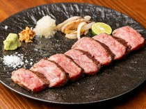 肉料理 Zushio_「宮崎牛 A5 母肋裡肌肉牛排 150g」是只有優質日本牛肉才能產生的美味。