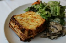 restaurant Artisan_Thick-sliced ham croque monsieur