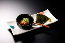 Sushi Shihogama_Medium fatty tuna rolled with yukhoe