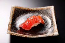 Sushi Shihogama_Medium fatty tuna