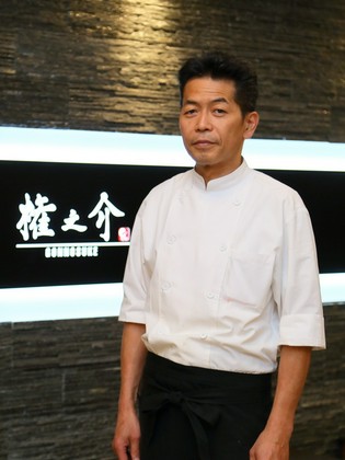 权之介 梅田_赤川 秀明