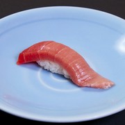 Magurobito Betsuan Nihonbashi Branch_Medium fatty tuna