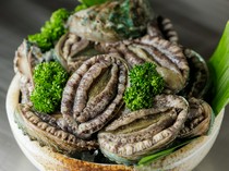  “活鲍鱼”体现铁板烧的魅力 