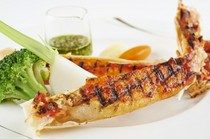 Hokkai Seafood & Tokachi Beef Steak Restaurant   Norte_Grilled King Crab