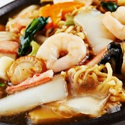 La Vista Hakodate Bay Seafood Chinese Cuisine KAI FOO ROU_"Seafood Ankake Yakisoba" where the hot sauce seals in the deliciousness of seafood