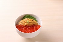 Uni Murakami Hakodate ekimae restaurant_Sea urchin and salmon roe rice bowl (regular size)