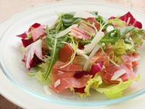 Umakabo_Chunky Tomato and Spanish Prosciutto Salad