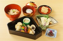 Kyo-ryori Otabicho Tagoto_Yuba cuisine