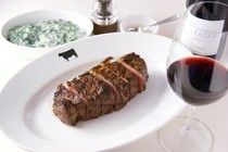 37 Steakhouse & Bar_"US Prime Sirloin Steak" 350g, where you can fully enjoy the flavor of lean meat cooked with the power of charcoal