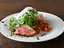  精心烤制的日本牛大腿肉 