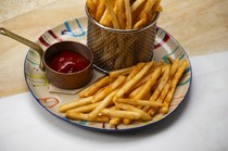 BLACK TERRACE_French fries