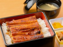 Made with fragrant Japanese eel. Fluffy and filling "Japanese eel rice bowl" 