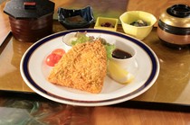 Irifune Odawara-ekimae Branch_Odawara specialty! Fried horse mackerel set meal
