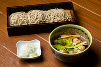 Teuchi Soba to Kamo Ryouri Jigen_"Duck meatballs in a bamboo steamer"