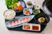 Niku no Tajima KAMEIDO CLOCK branch_Kagoshima Prefecture Black Pork Belly Set