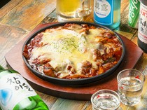 Kankoku Chicken DAOL_A delicious melting cheese hotpot "Cheese Chukkumi (octopus) Samgyeopsal"