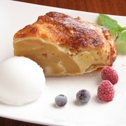  Hiroshima Lemon Apple Pie (served with lemon sorbet) 