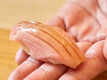 Sushi Renma_Tuna: rich in fat, delicate texture, and a deep flavor