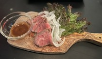 DINING BAR SHARE_烤牛肉