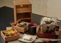 Shabu-shabu Sukiyaki Unagi Yoshino_"Koori Mikasa" Charcoal grilled dumpling set