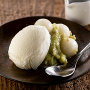 Yonpachi Gyojou Uchisaiwaicho Branch_Koike Kizaemon Farm's Dadacha Bean Zunda Shiratama Ice Cream