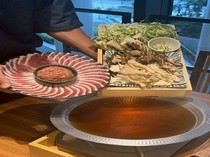 出汁shabu Obanzai OKAKA 东京_京都鸭腰肉舞茸汤涮锅（1人份） ※最少接受2人份订餐。