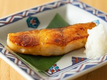 Ginza Seiten_Enjoy fresh seasonal seafood grilled over charcoal "fish dishes"