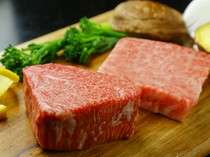 FUJIWARA STEAK HOUSE_Teppanyaki steak made from Miyazaki's treasure, Takachiho beef. Enjoy the delicious taste of the meat.