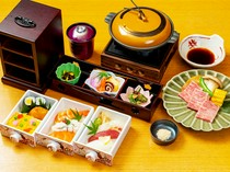 Shoku To Mori Osaka Branch_Shinshu Beef Tobanyaki Set - Sushi and meat dishes harmonize pleasantly, making the meal even richer.