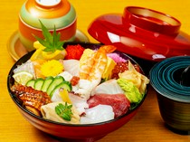 Sushi Aounabara_Seafood Chirashi Sushi - Fresh seafood is arranged on the rice as much as to hide it, providing a spectacularly delicious taste.