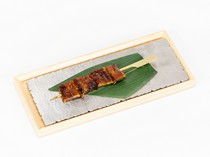 Asakusa GYUUNA Yadoki_Grilled eel skewers