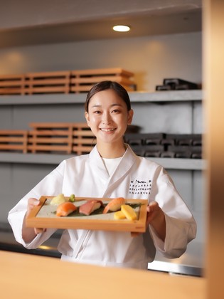 日本料理 世樱_安部 七波