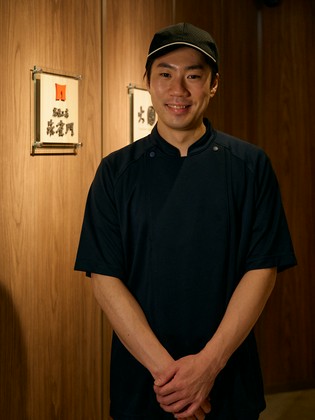 炭烧工房  朱雀门_吉冈 智也
